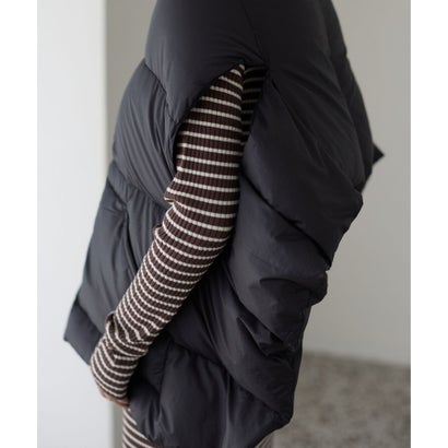 ギャレスト GALLEST 【THE NORTH FACE Purple Label】Field Down Cape （ブラック(019)）｜詳細画像