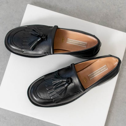 インターショシュール INTER-CHAUSSURES タッセルキルトローファー （ブラック）｜詳細画像