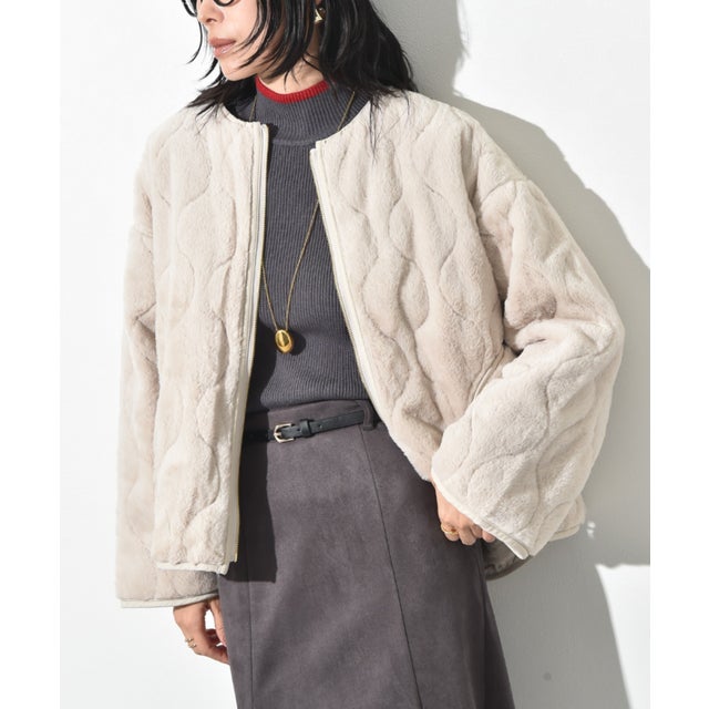 ナイロンタフタ＊ファーキルトリバーシブルショートコート （グレージュ）