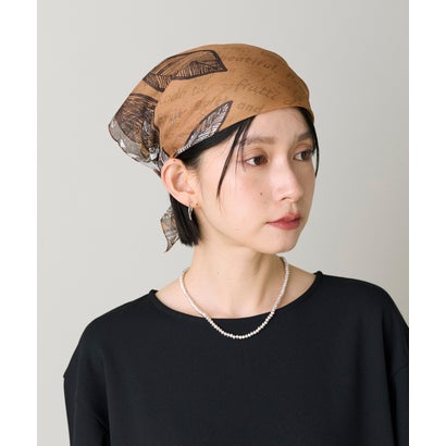 POMEGRANATE PRINTED SCARF｜気品あふれるザクロ柄で映える優美スカーフ （イエロー）｜詳細画像