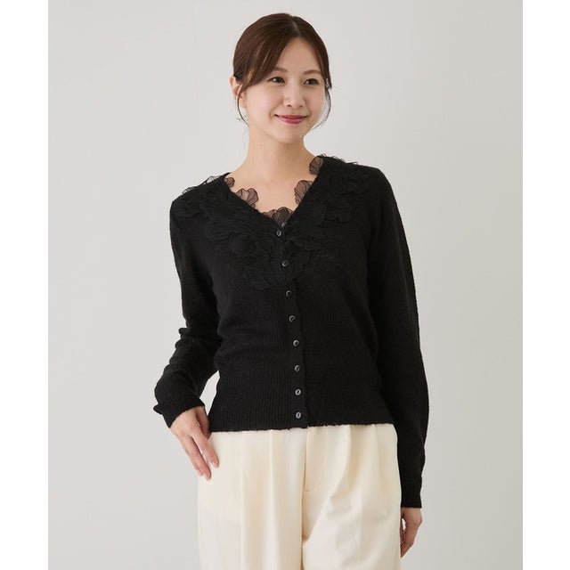 胸元モチーフレースカーディガン （ブラック）
