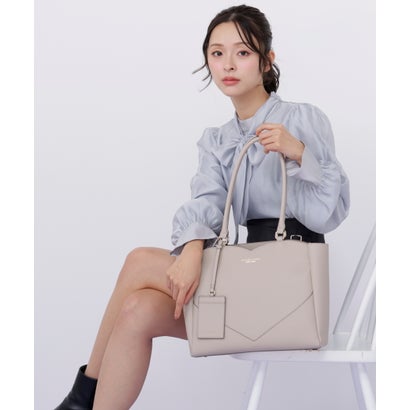 ジルバイジルスチュアート JILL by JILLSTUART ハートカッティングA4トート （ベージュ）｜詳細画像