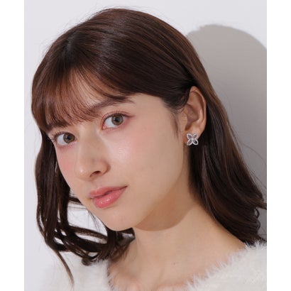 ジルバイジルスチュアート JILL by JILLSTUART Cubicフラワーピアス （シルバー）｜詳細画像