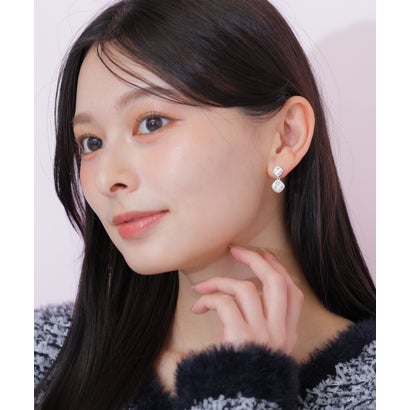 ジルバイジルスチュアート JILL by JILLSTUART Cubicスクエアビジューピアス （シルバー）｜詳細画像