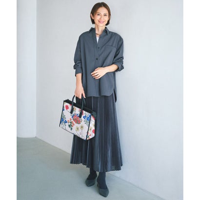 【カタログ掲載・ライトアウターに・大人の抜け感】フォルム シャツジャケット （カーキ）｜詳細画像