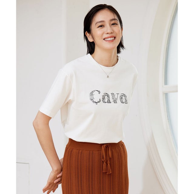 【WEB限定カラーあり・洗える】cava Tシャツ （オフ）