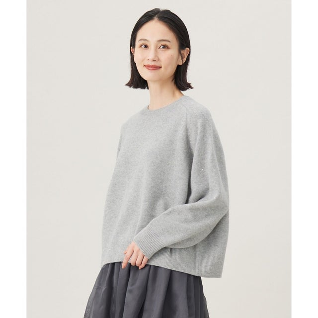 【カタログ掲載・洗える】ウールカシミヤブレンドラメスパンコールクルーネック ニット （グレーメランジ×シルバー）