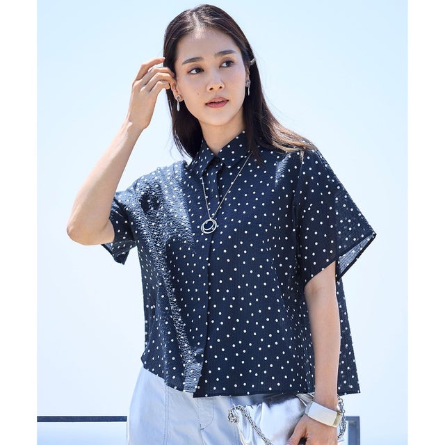 【17号サイズまで展開・WEB&一部店舗限定・サラリ触感】コットンサッカープリント シャツ （ネイビー×オフ）