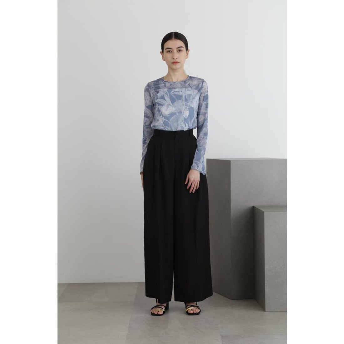 ジル スチュアート JILL STUART ビッグフラワープリントカットソー 