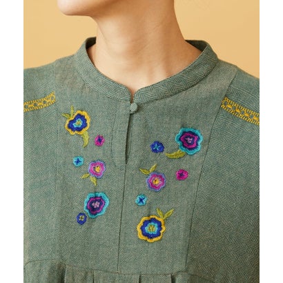フラワー刺繍ヘリンボーンプルオーバーブラウス （ダークグレー）｜詳細画像
