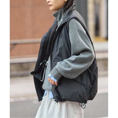 《予約》別注【UMBRO×JS】 ライトロフトパッファーベスト （ナチュラル）｜詳細画像