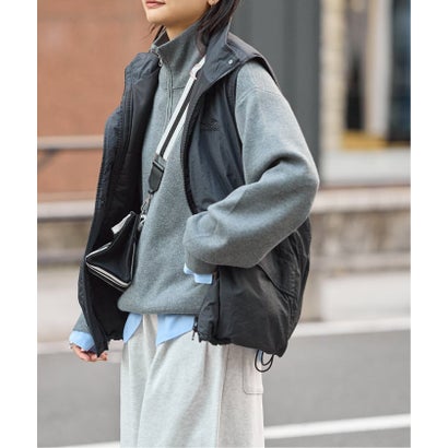 《予約》別注【UMBRO×JS】 ライトロフトパッファーベスト （ブラック）｜詳細画像