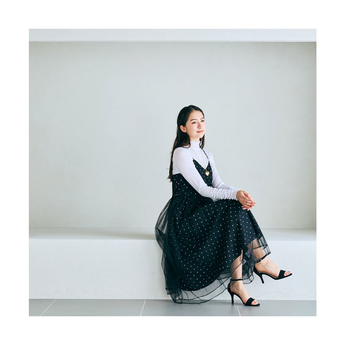 新品未使用❣️Audie a Muse❣️キャミワンピース❣️ブラック❣️大人可愛い❣️ オーディア ミューズ Audie a Muses ドットチュールキャミソールドレス