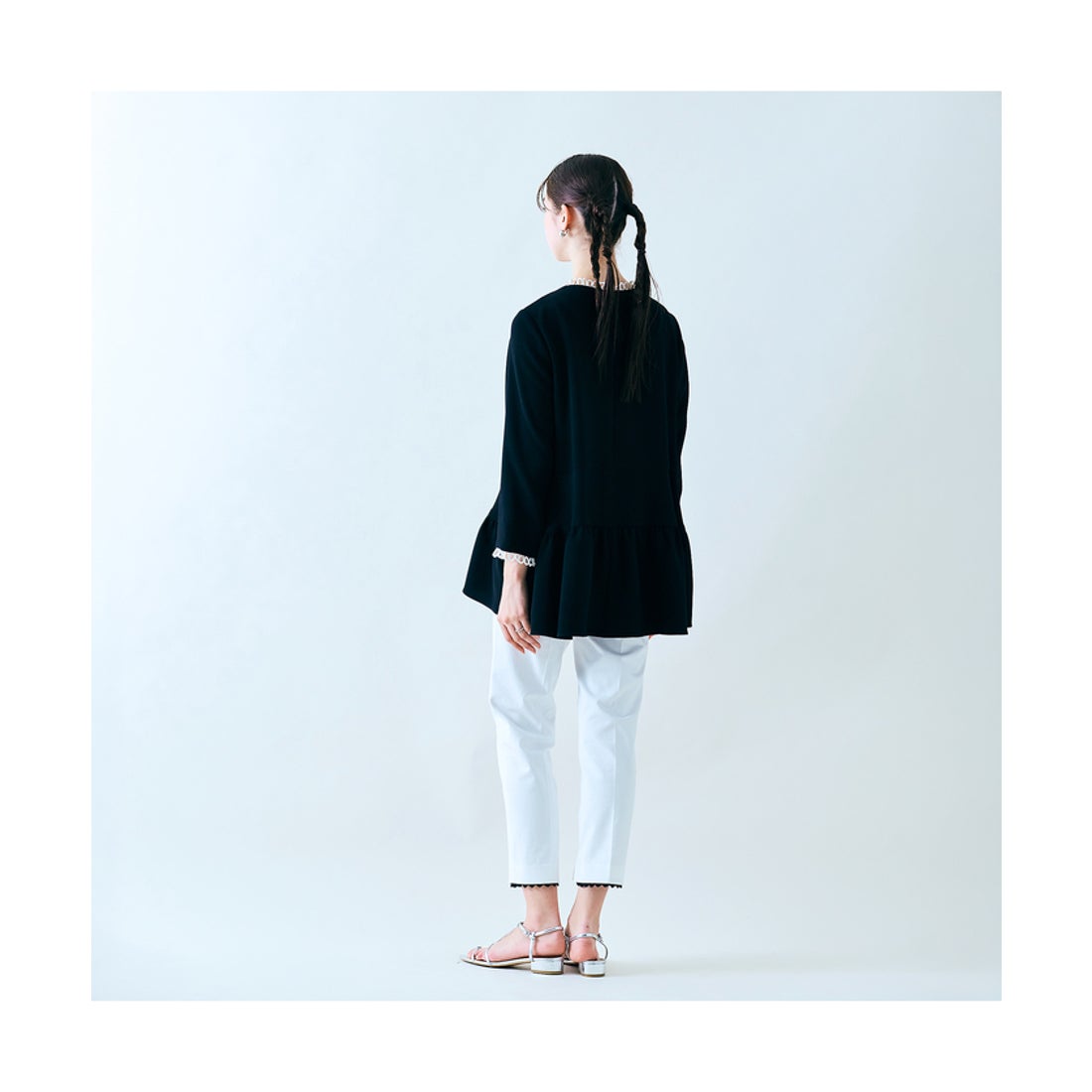 オーディア ミューズ Audie a Muses 幅広レースフレアブラウス （オフ 