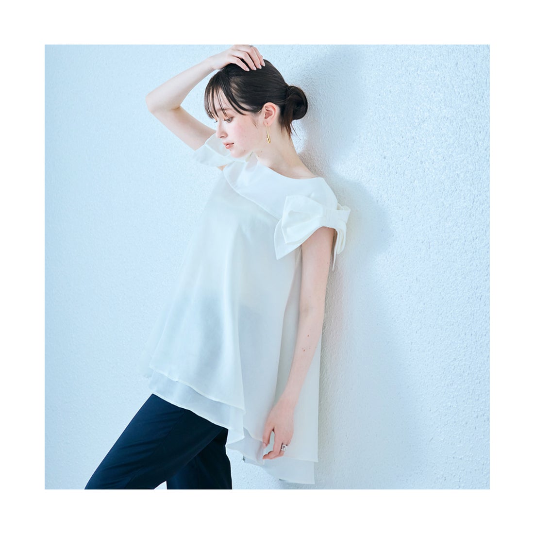 オーディア ミューズ Audie a Muses リボンスリーブプルオーバー 