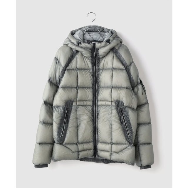 C.P.Company / シーピーカンパニー D.D. SHELL HOODED DOWN JACKET （グレーA）