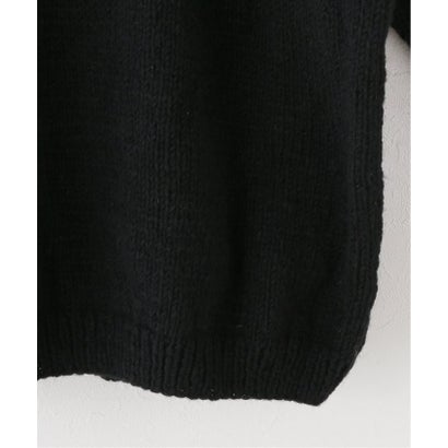 MacMahon Knitting Mills / マクマホンニッティングミルズ Crew Neck Knit-Peace （ブラック）｜詳細画像