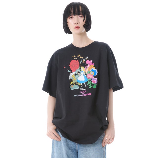 Disney / Alice in Wonderland Graphic Tee （ブラック）
