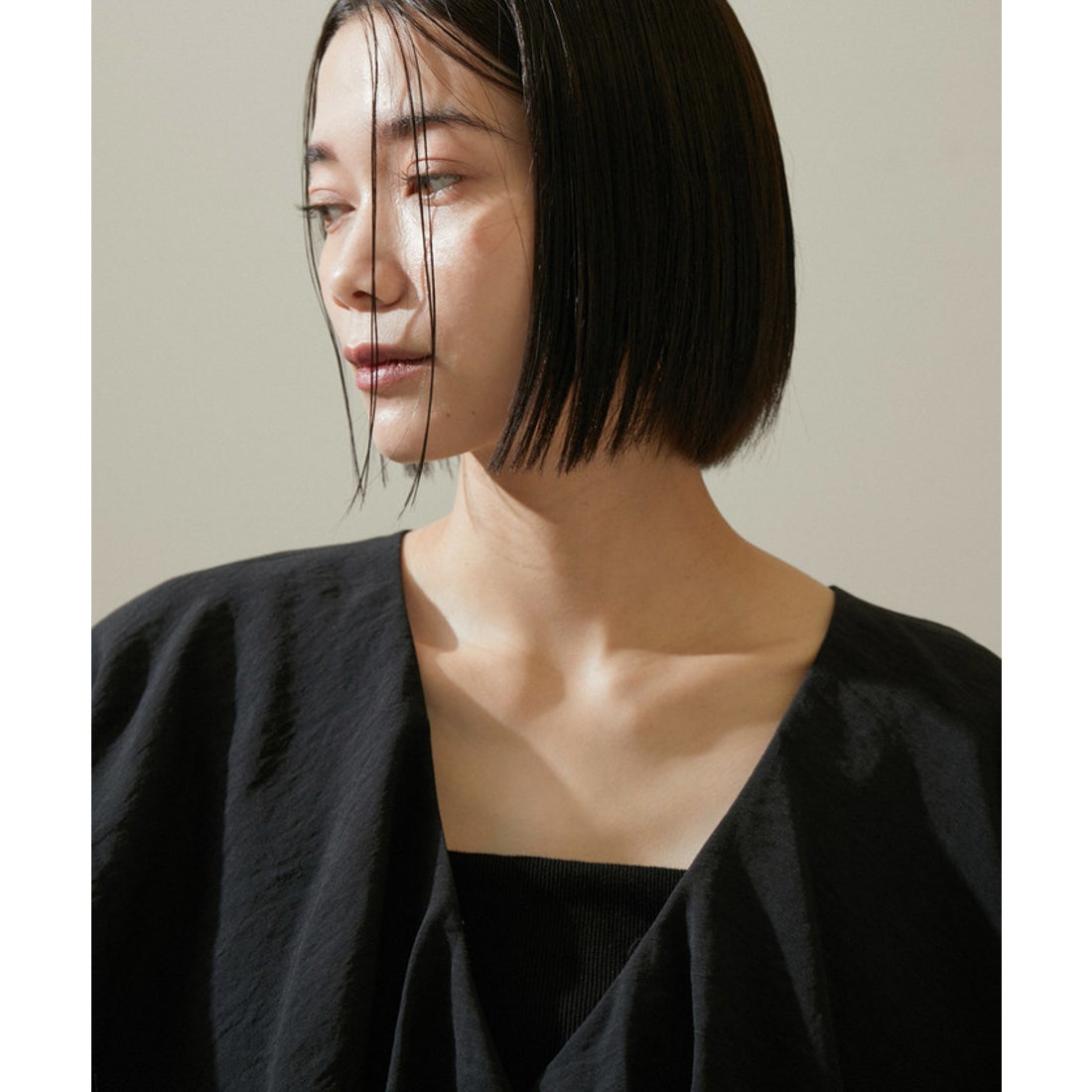 サロン アダム エ ロペ SALON adam et rope' ラッフルカラーフレア