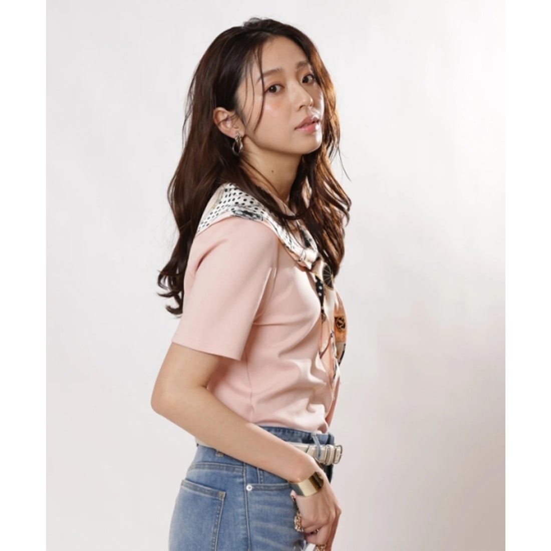 ジャスグリッティー JUSGLITTY スカーフ付きTシャツ （ピンク 