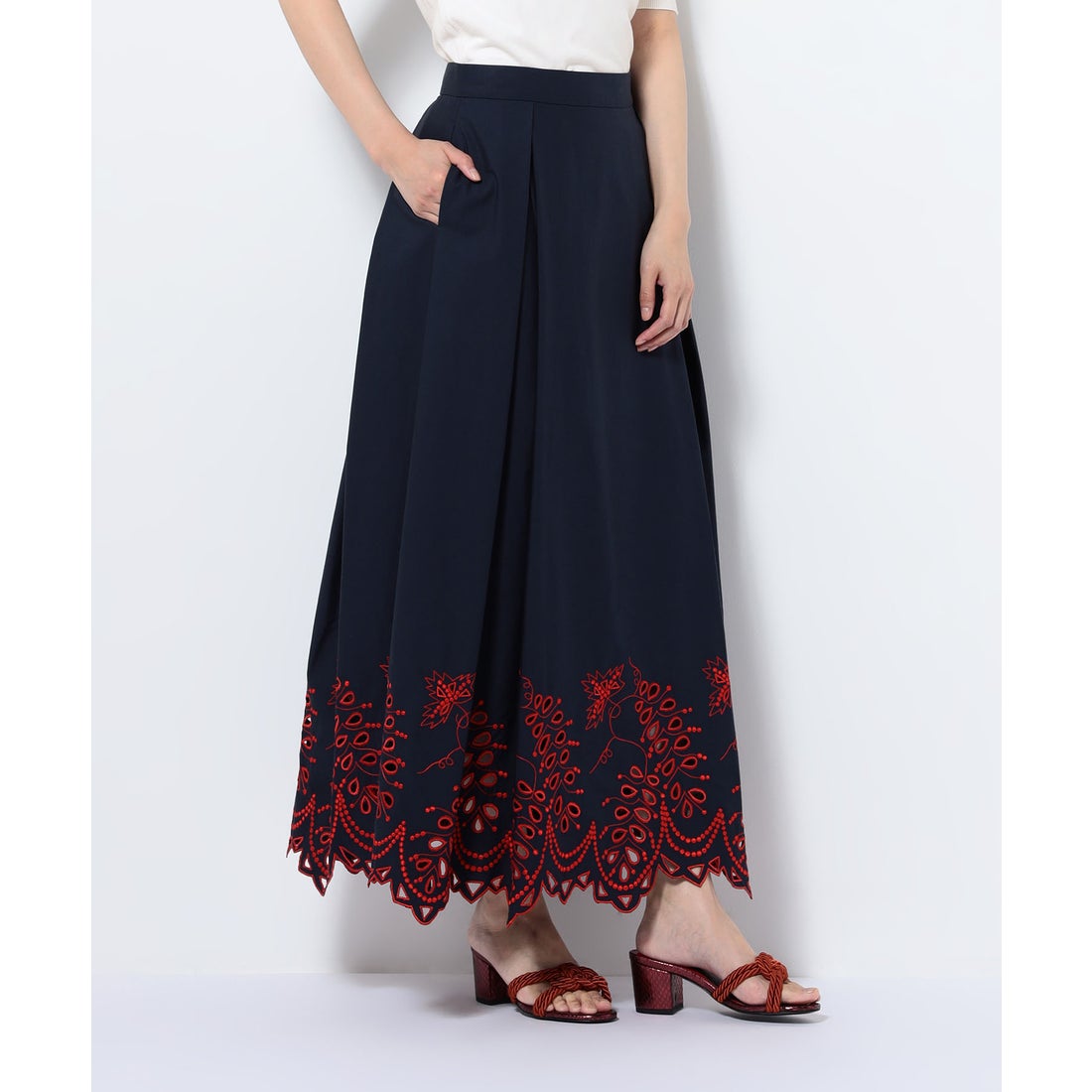 ジュンコ シマダ JUNKO SHIMADA 【49AV.junko shimada】刺繍入りロング 
