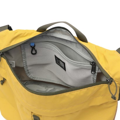カリマー KARRIMOR ショルダーバッグ メンズ レディース 軽量 ブランド 斜めがけ 肩掛け おしゃれ ナイロン 横型 ラウンド型 シンプル カジュアル ロゴ 普段使い お出かけ relic shoulder 501298 （White）｜詳細画像