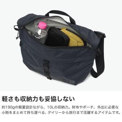 カリマー KARRIMOR ショルダーバッグ メンズ レディース 軽量 ブランド 斜めがけ 肩掛け おしゃれ ナイロン 横型 ラウンド型 シンプル カジュアル ロゴ 普段使い お出かけ relic shoulder 501298 （White）｜詳細画像