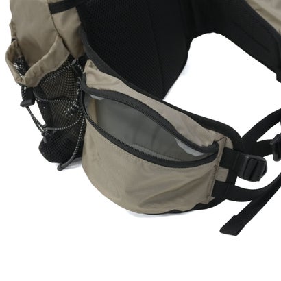 カリマー KARRIMOR ショルダーバッグ メンズ レディース 小さめ ブランド ウエストバッグ ヒップバッグ おしゃれ 斜めがけ 軽量 アウトドア シンプル カジュアル 巾着型 grab lumber pack 501301 （White）｜詳細画像