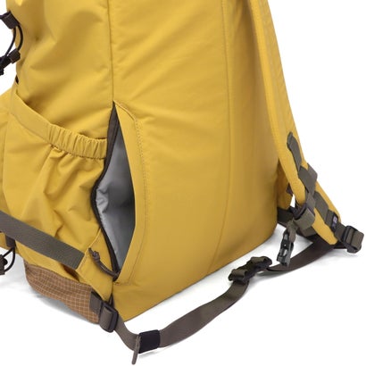 カリマー KARRIMOR リュック メンズ レディース 軽量 ブランド ナイロン フラップ かぶせ バックパック シンプル カジュアル アウトドア 丈夫 耐久性 おしゃれ 旅行 relic lid pack 25 501297 （Mustard）｜詳細画像