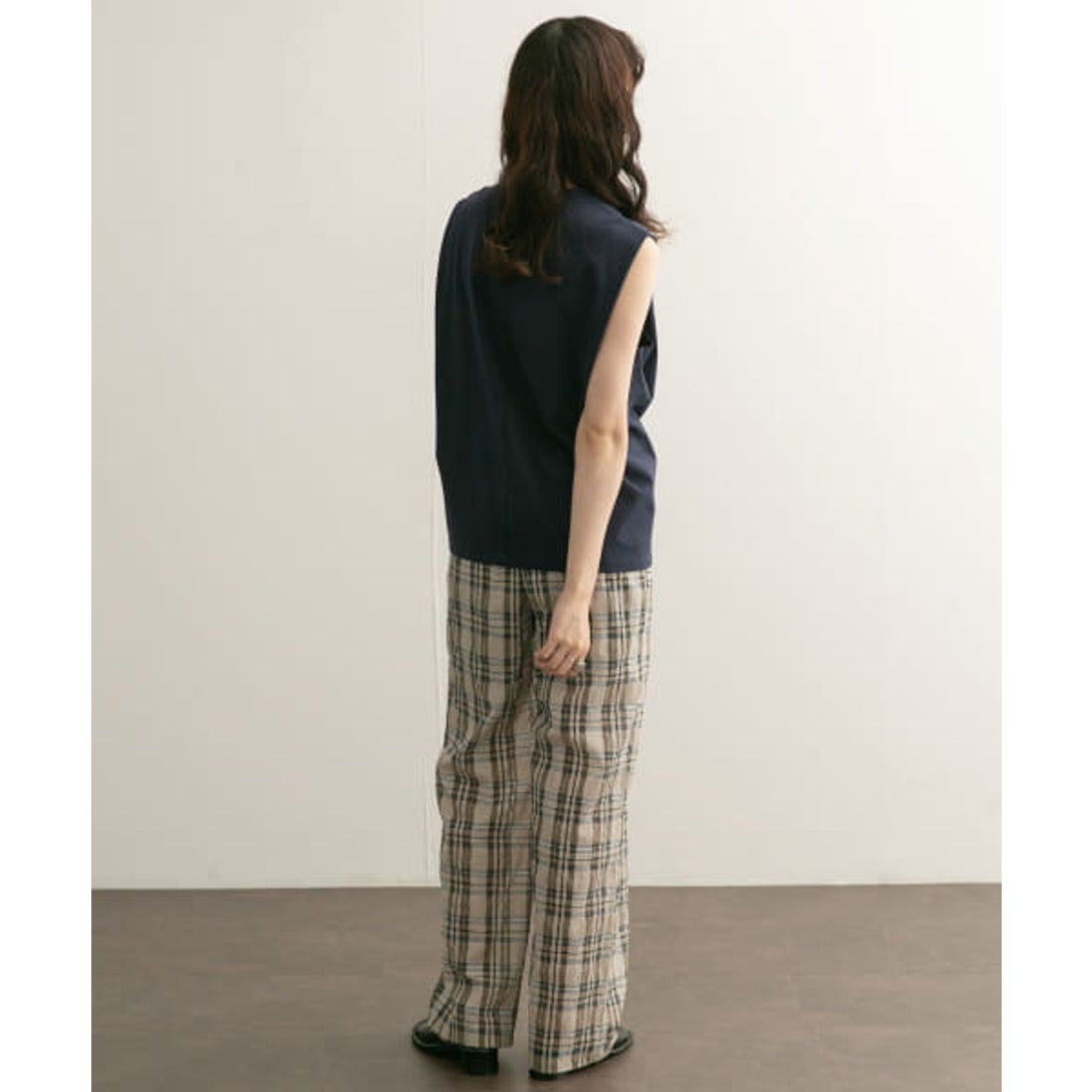 ケービーエフ KBF フロントタックシアーチェックパンツ （NAVY