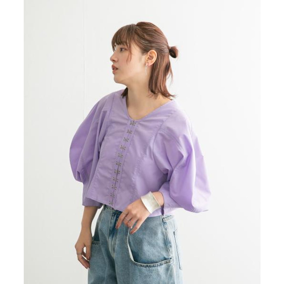 ケービーエフ KBF フロントホックフォルムブラウス （LAVENDER 