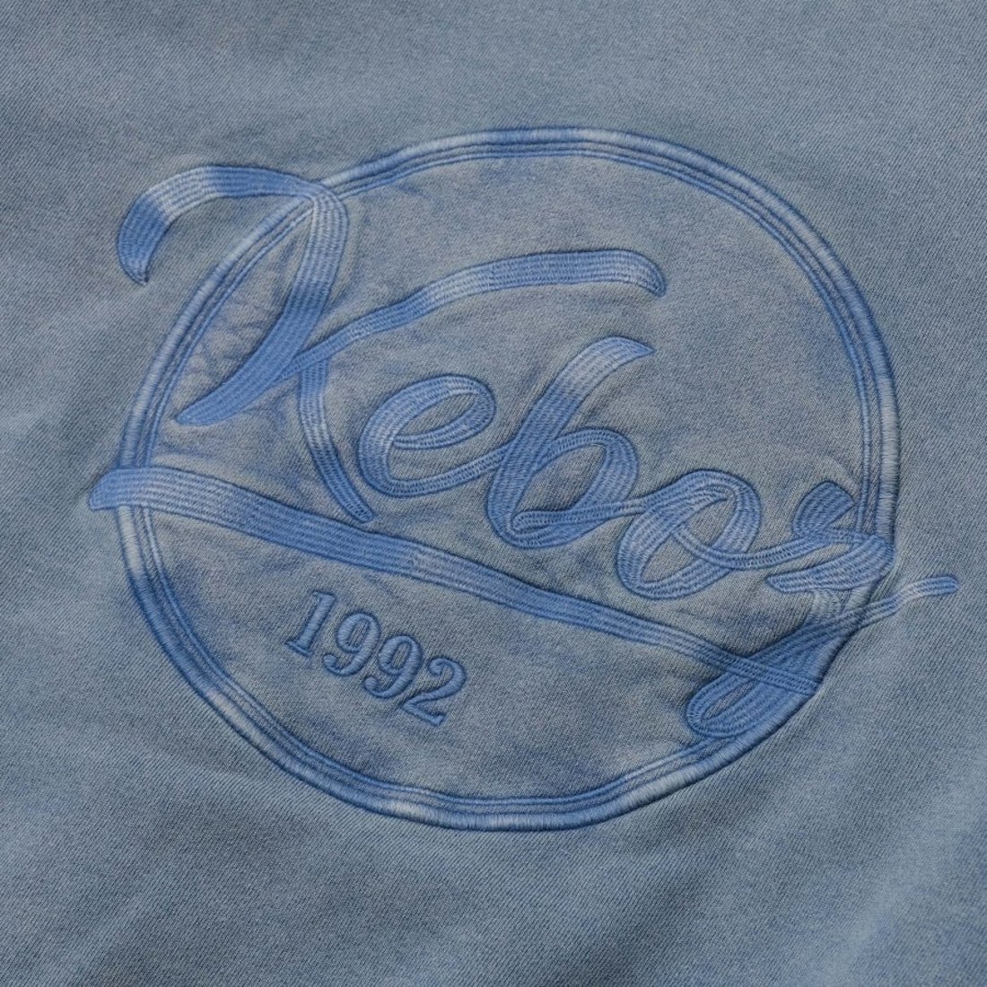 ケボズ 【EXCLUSIVE】 KEBOZ BB LOGO INDIGO SWEAT CREWNE （BLUE