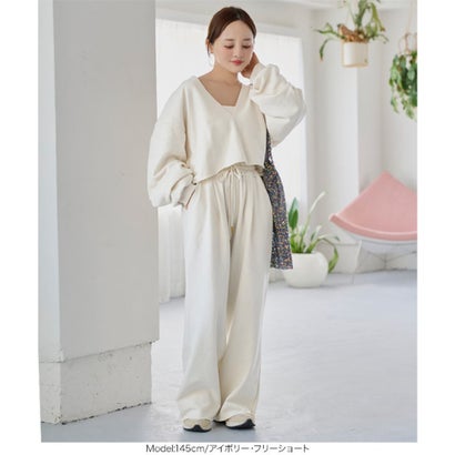 [ 田中亜希子さんコラボ ] 裏起毛スウェットVネックプルオーバー【ショート】[選べるタイプ] [C8037] （ブラウン）｜詳細画像