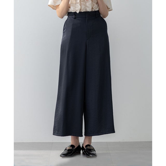 グロッシーツイルワイドフレア パンツ （ネイビー系）