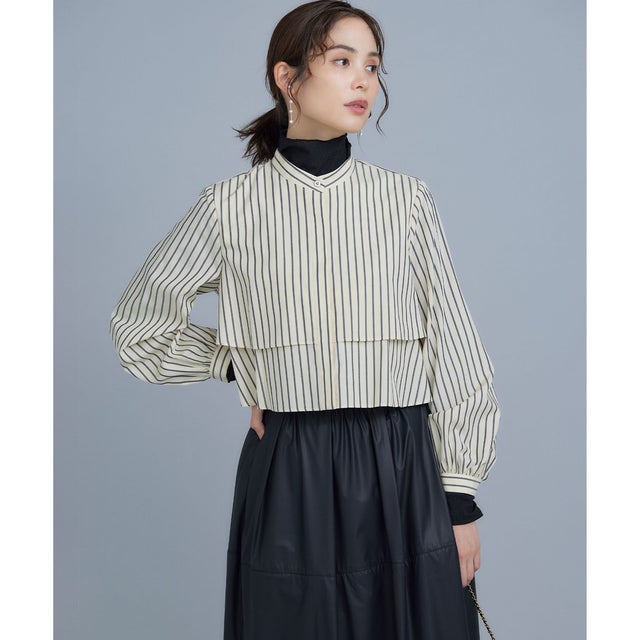 【WEB限定色あり】フルコーデフリルシャツ （エクリュベース系1）