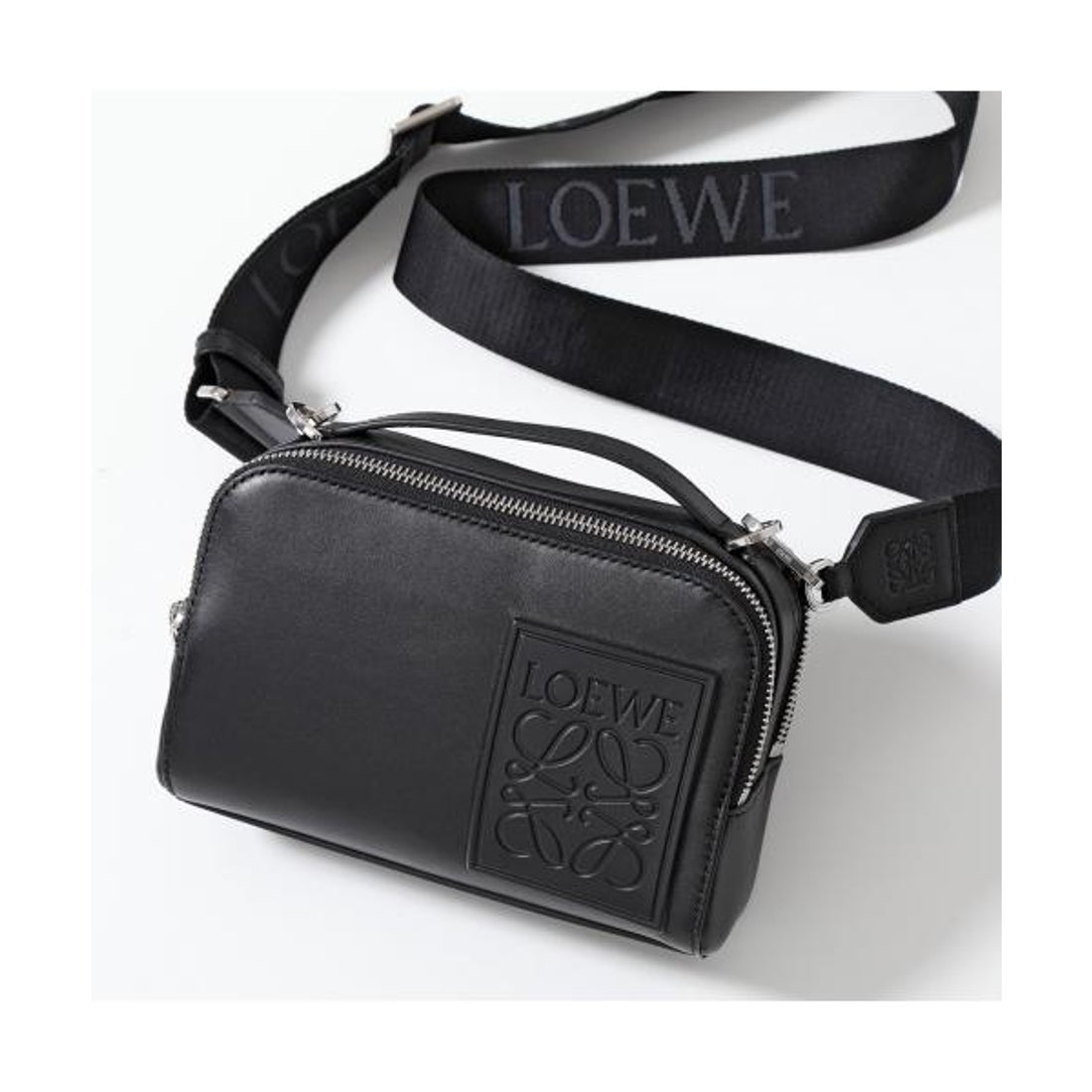 ロエベ LOEWE LOEWE ショルダーバッグ C565R41X05 アナグラム （6579