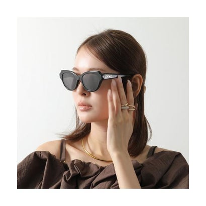 ロエベ LOEWE LOEWE サングラス LW40178F キャットアイ型 （01A/ブラック）｜詳細画像