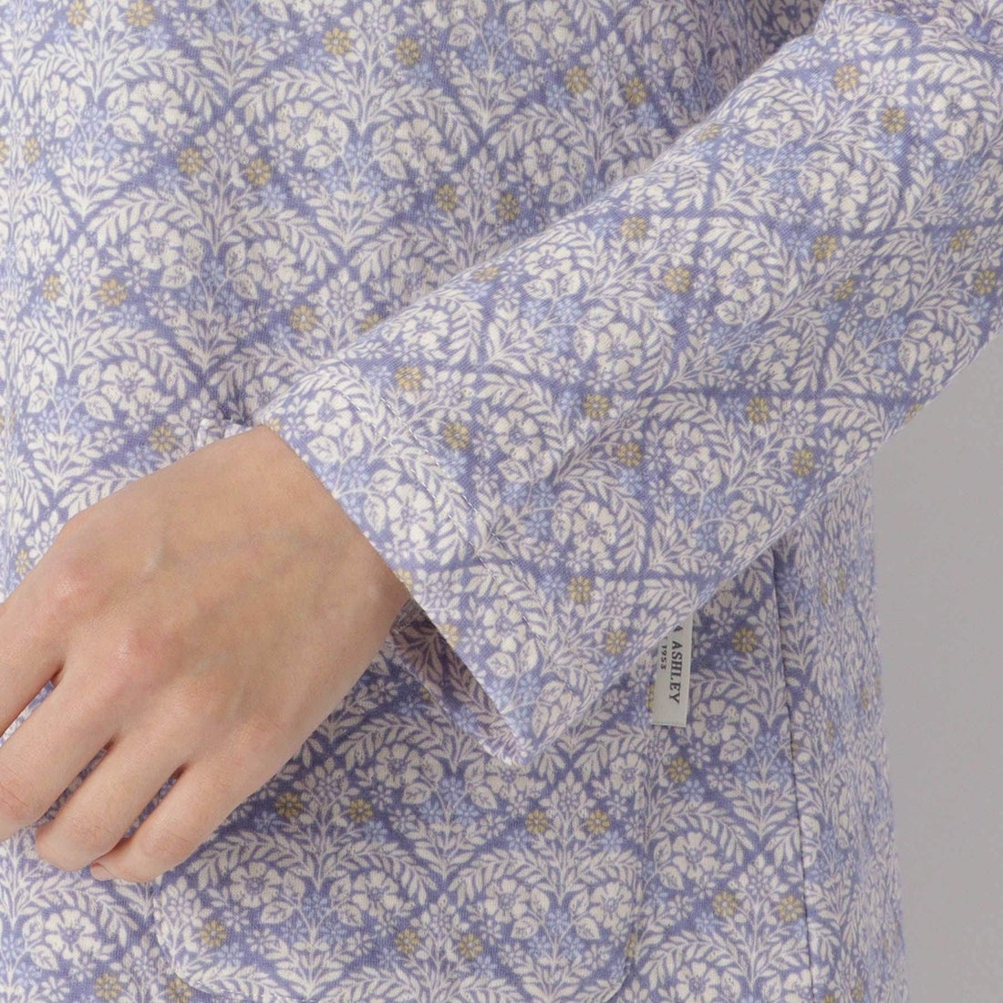 ローラ アシュレイ LAURA ASHLEY マーガム柄 キルトパジャマ 