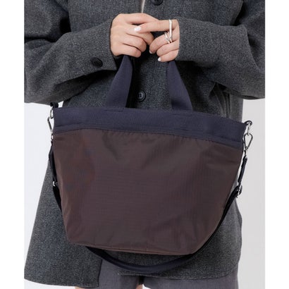 レスポートサック LeSportsac BUCKET TOTE （ガナシェ/ディープシーブルー）｜詳細画像