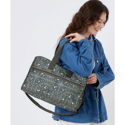 レスポートサック LeSportsac DELUXE MED WEEKENDER （ピーナッツ バンダナパーティー グリーン）｜詳細画像