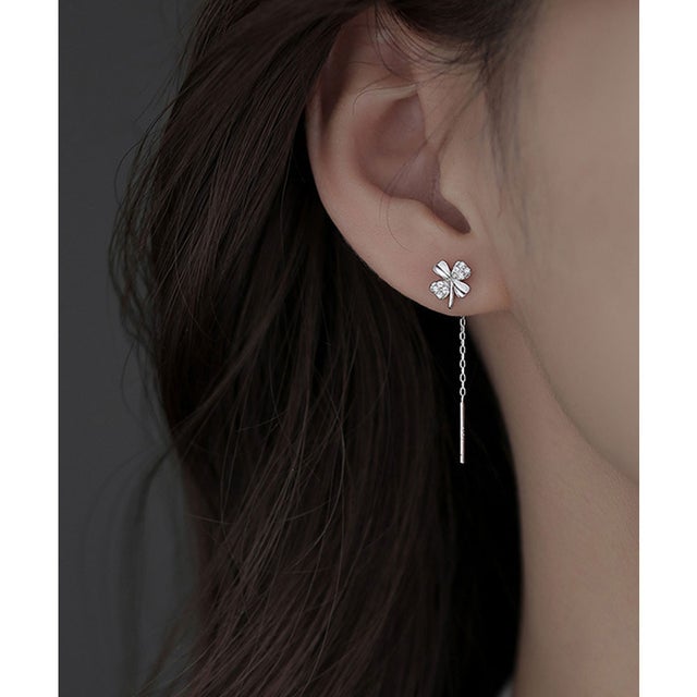 ビジュー クローバー ロング チェーン ピアス （シルバー）