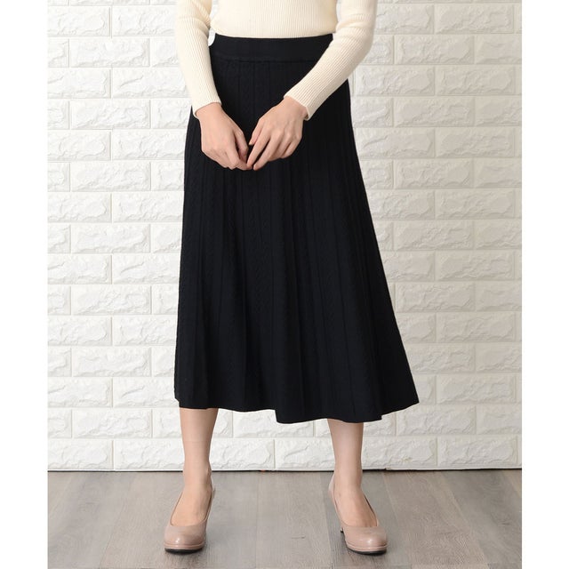 ケーブルニットロングスカート （ブラック）