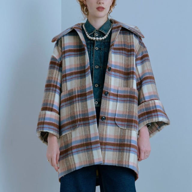 
                    Wide Sleeve Check Coat