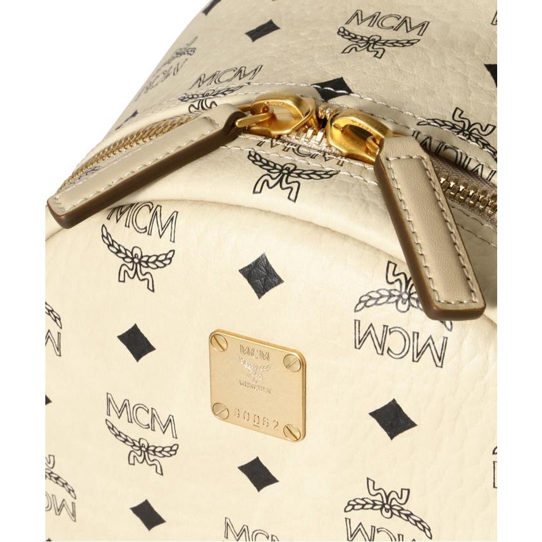 エルエイチピー L.H.P. MCM/エムシーエム/STARK BACKPACK SMALL  display picture 3