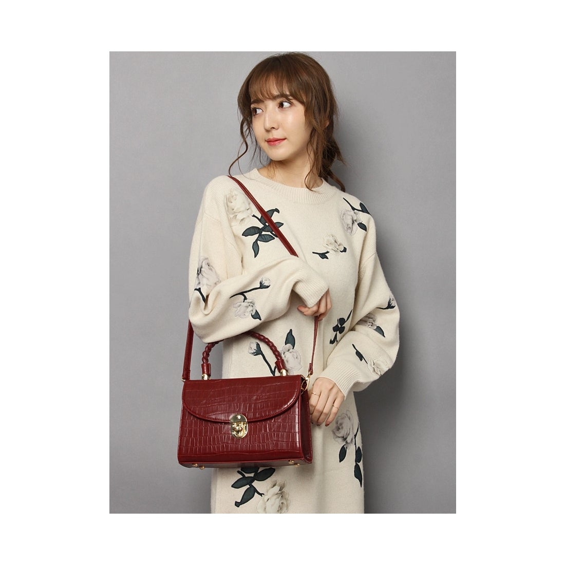 LILY BROWN Lily Brown ツイストハンド型押しバッグ レッド 