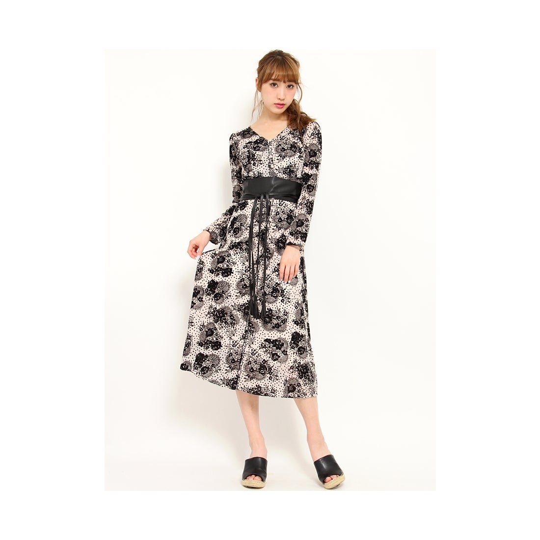 LILY BROWN Lily Brown 花柄ロングワンピース ブラック -ファッション 