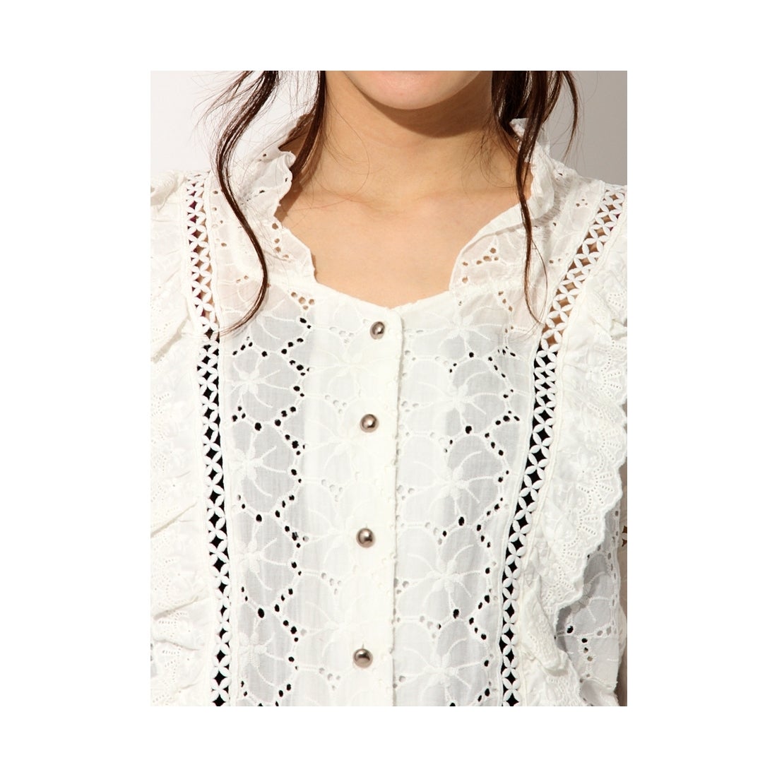 LILY BROWN Lily Brown cotton刺繍ブラウス オフホワイト -靴 