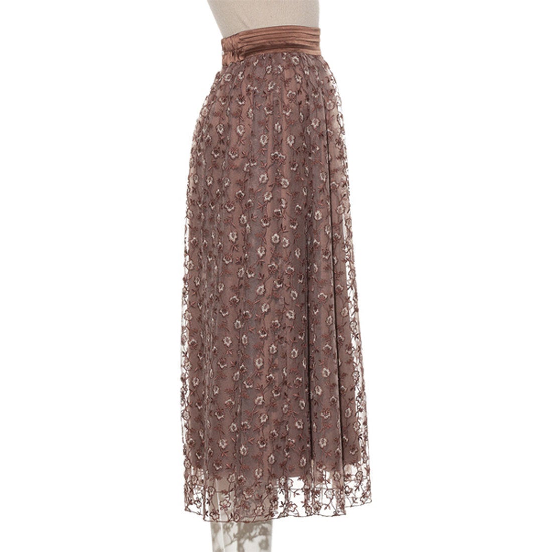 Lily Brown フラワー刺繍スカート