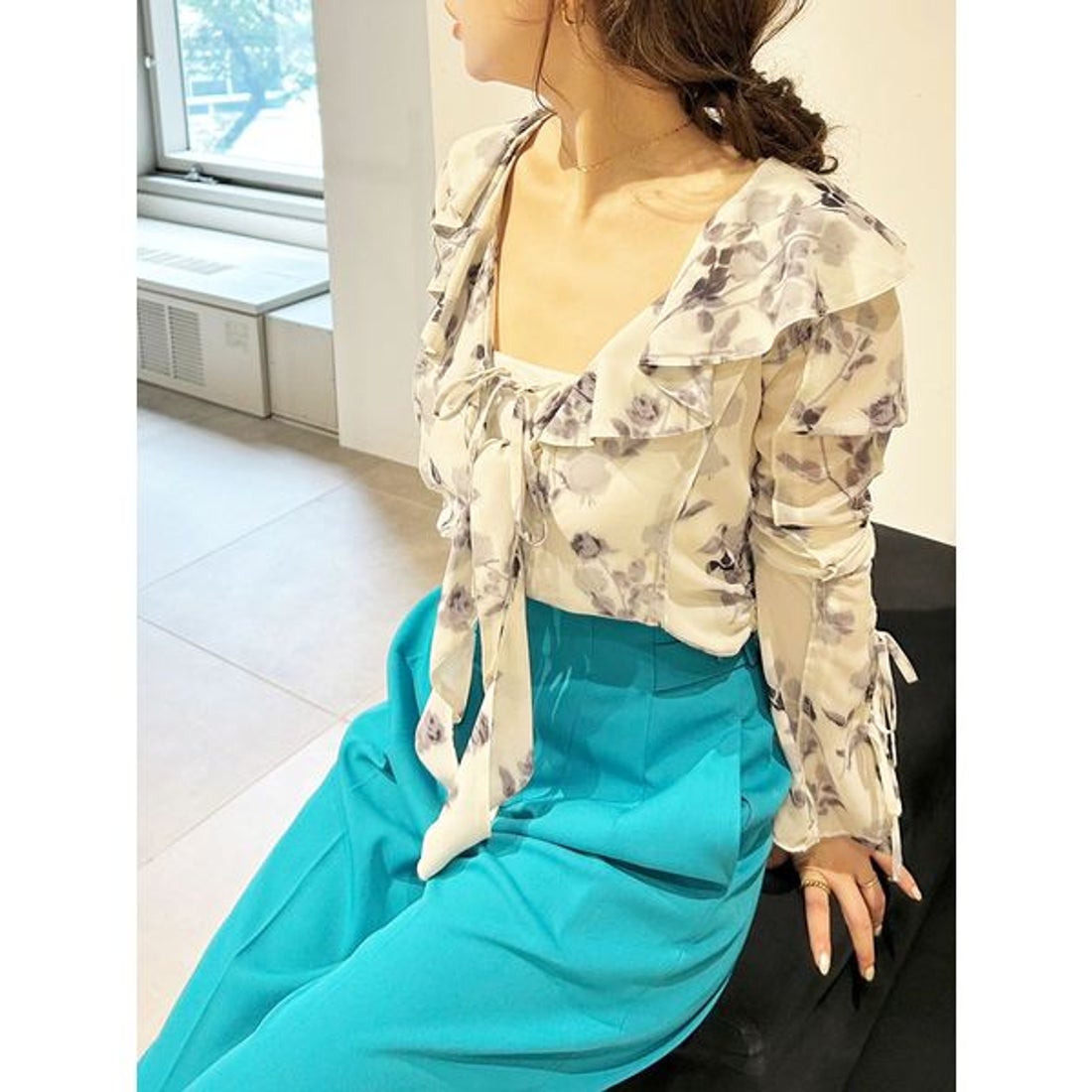 リリーブラウン LILY BROWN ラッフルバリエーションシアーブラウス 