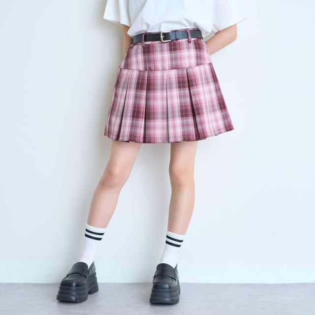 【イージーケア】ベルトつきチェックプリーツスカート （ピンク）